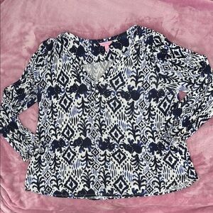 Lilly Pulitzer Navy and White Patterned Women's Top